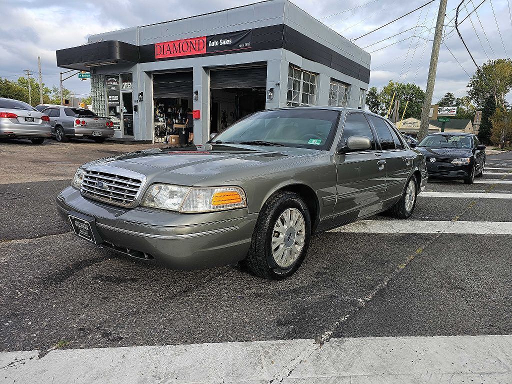 Ford Crown Victoria