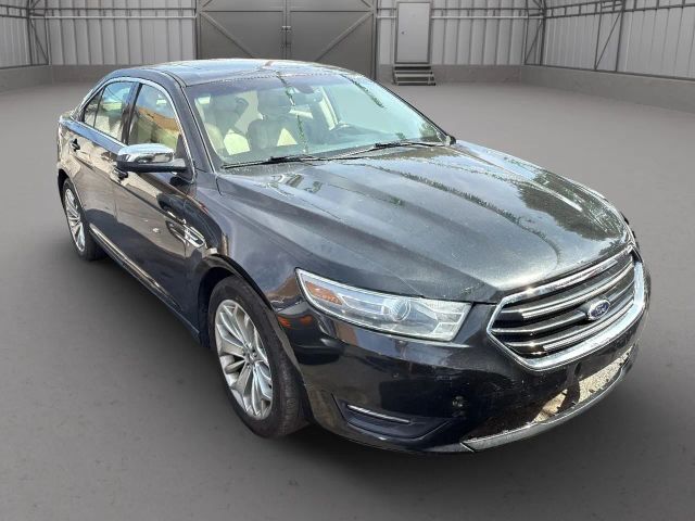 2013 FORD Taurus