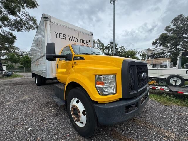 Ford F-650