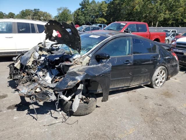 Nissan Maxima