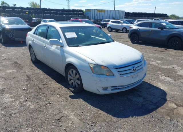 2005 TOYOTA Avalon