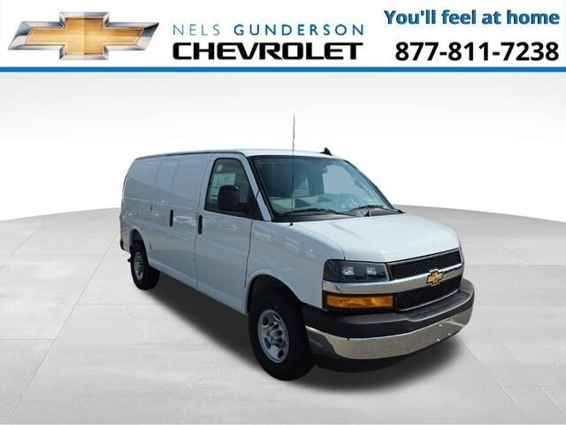 2025 CHEVROLET Express