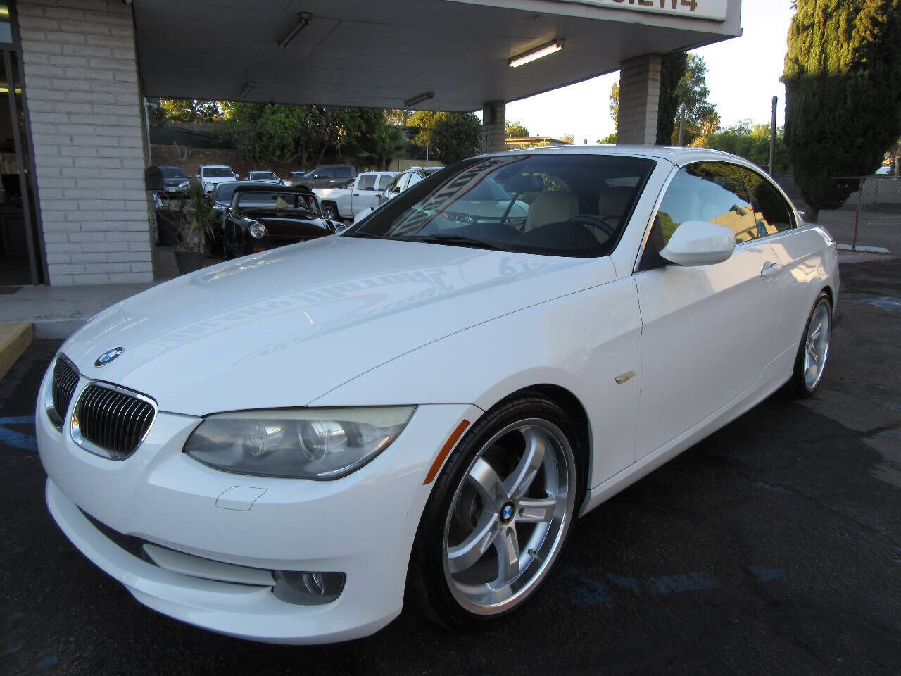 2011 BMW 3 Series