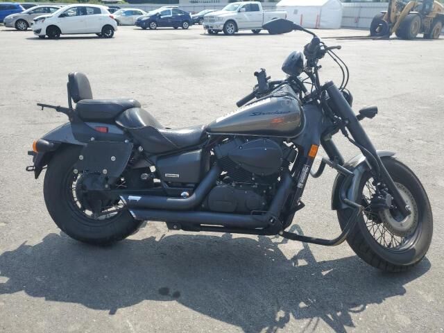 Honda VT750 (Shadow Phantom)