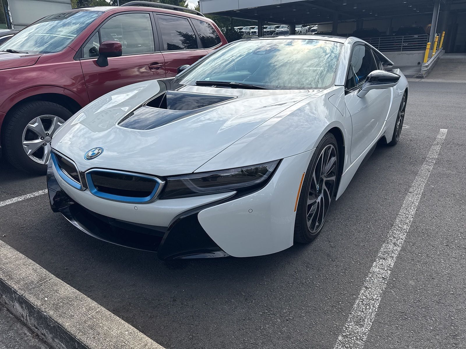 BMW i8