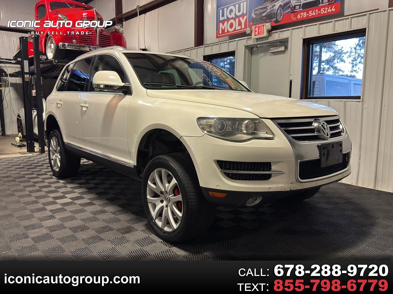 2008 VOLKSWAGEN Touareg