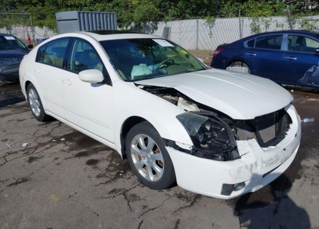 Nissan Maxima