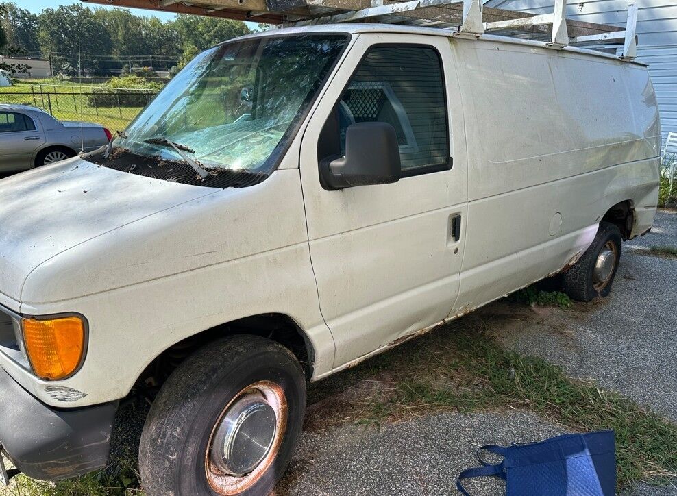 Ford E-250