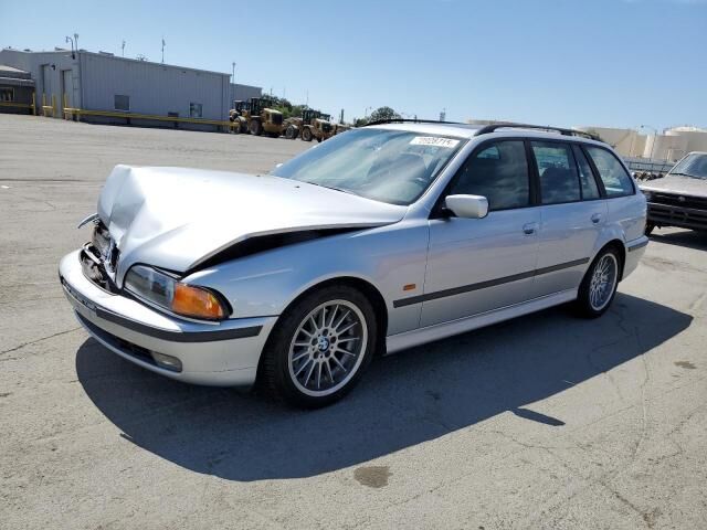 BMW 540i