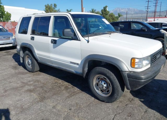 Isuzu Trooper