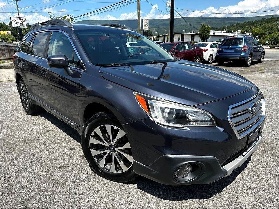 2017 SUBARU Outback