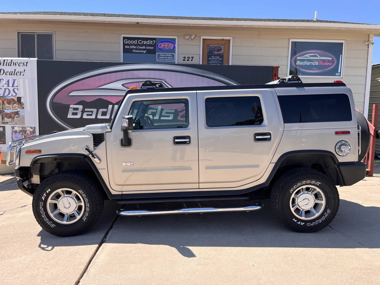 HUMMER H2