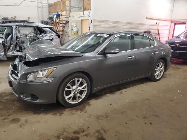 Nissan Maxima