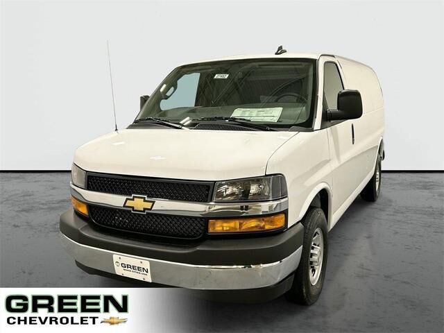 2025 CHEVROLET Express