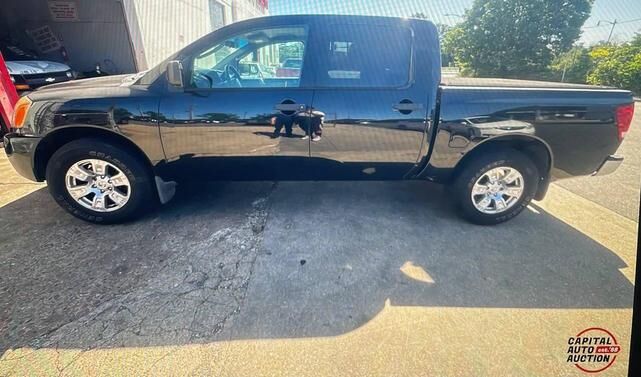 Nissan Titan