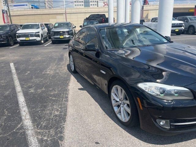 BMW 535i