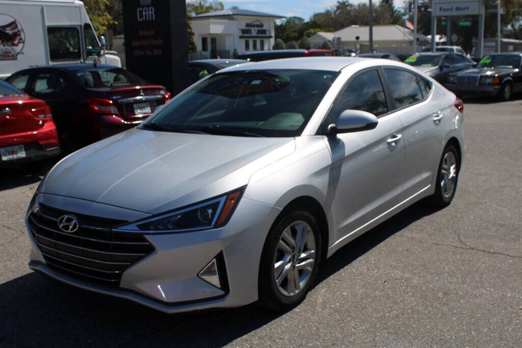 2019 HYUNDAI Elantra