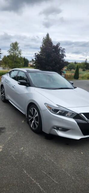 Nissan Maxima