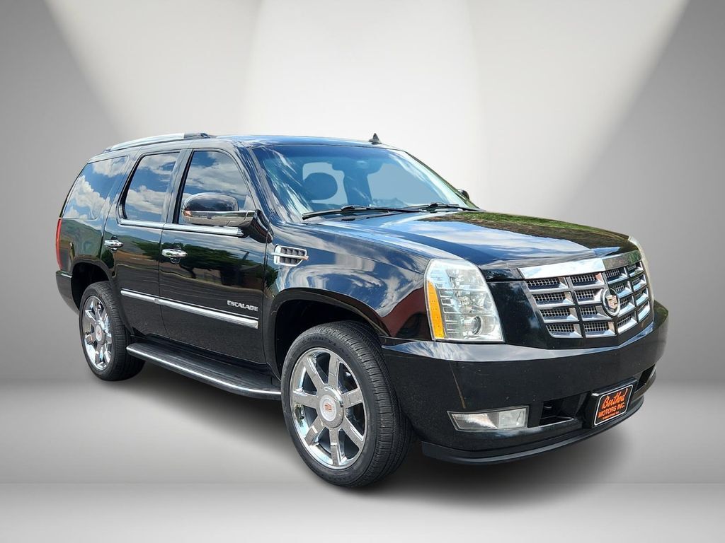 2013 CADILLAC Escalade