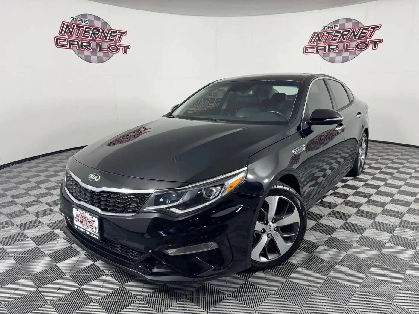 2019 KIA Optima