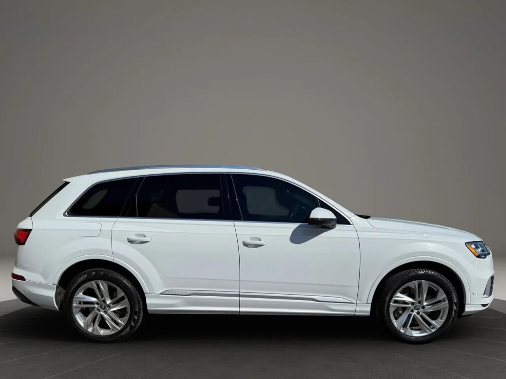 2021 Audi Q7