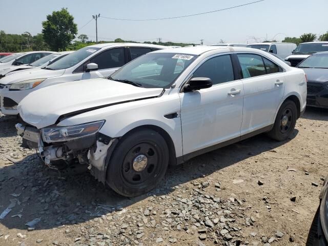 Ford Taurus