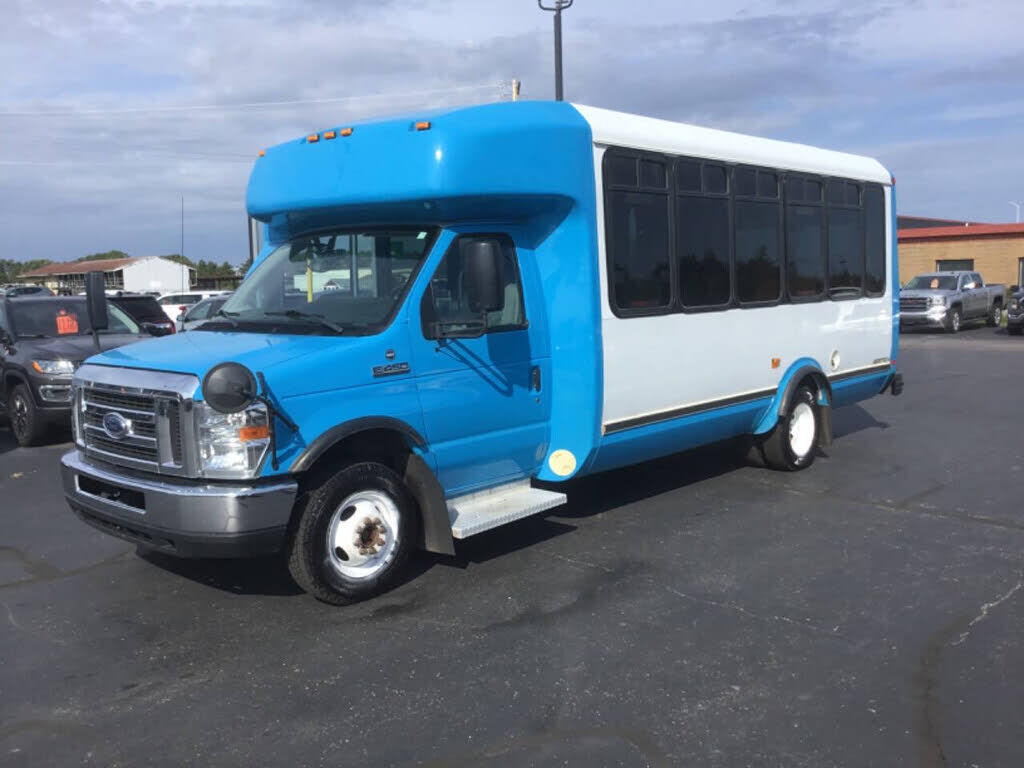 2016 FORD E-450