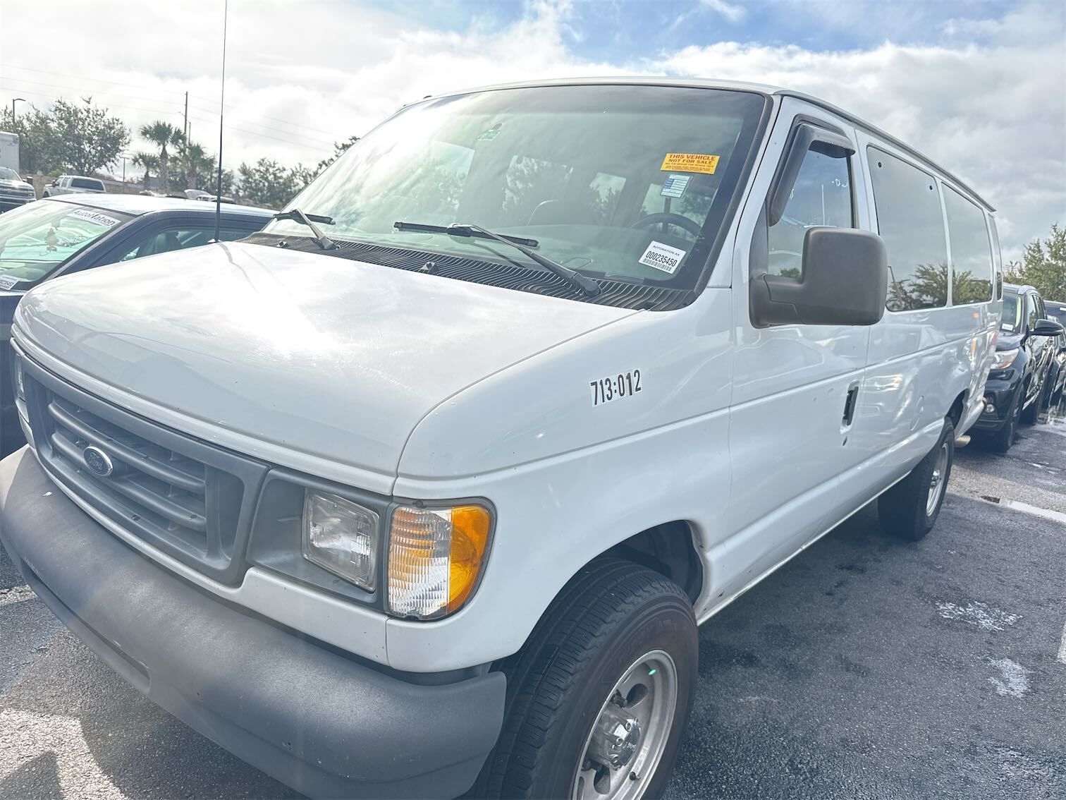 Ford E-350