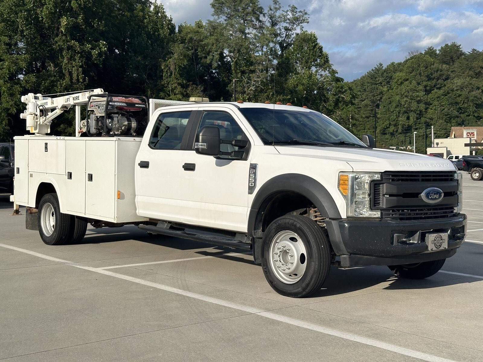 2017 FORD F-550