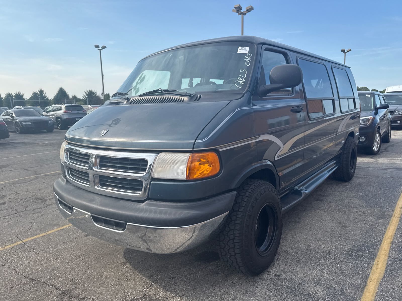 Dodge Ram Van