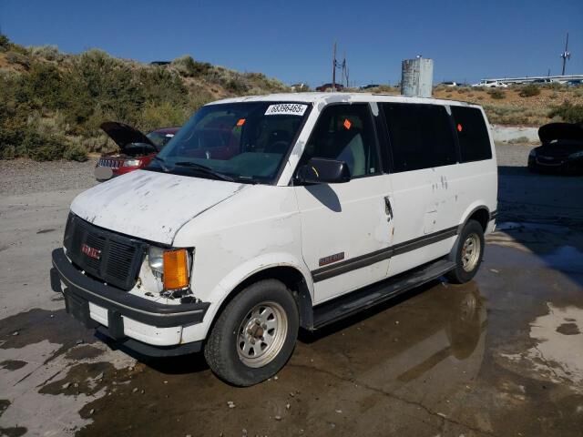 GMC Safari