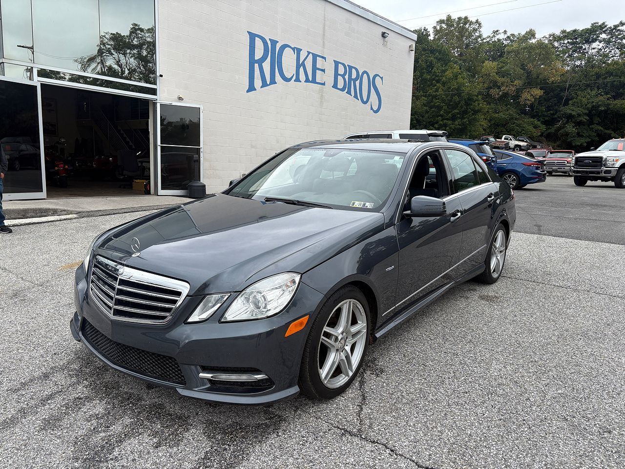 2012 MERCEDES-BENZ E-Class