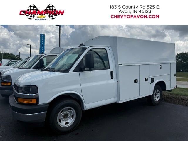 2025 CHEVROLET Express