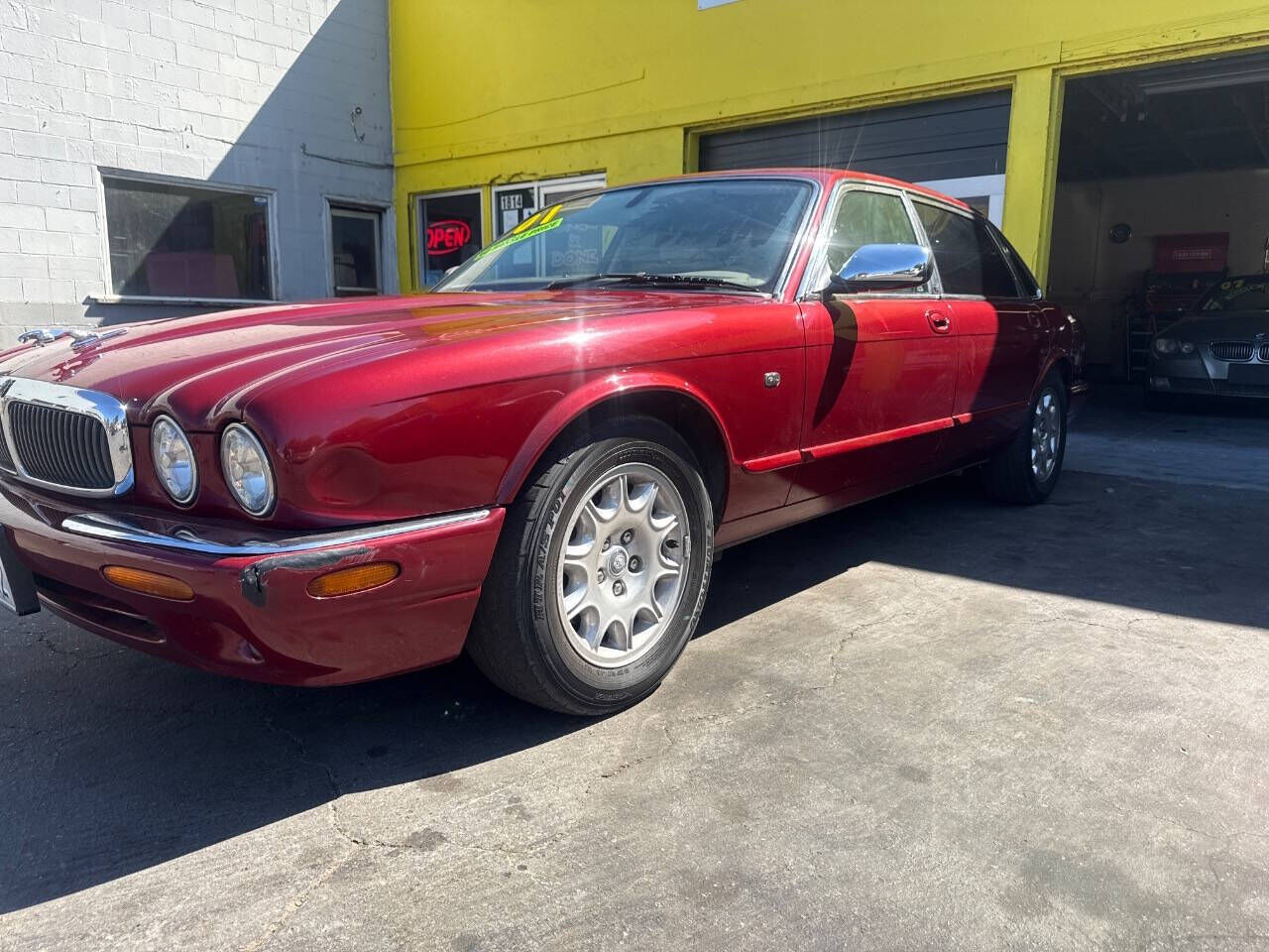 Jaguar XJ8