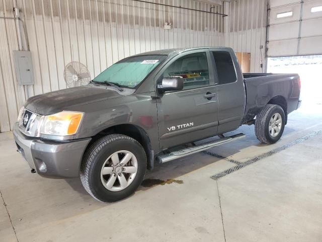 Nissan Titan