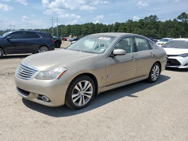Infiniti M35