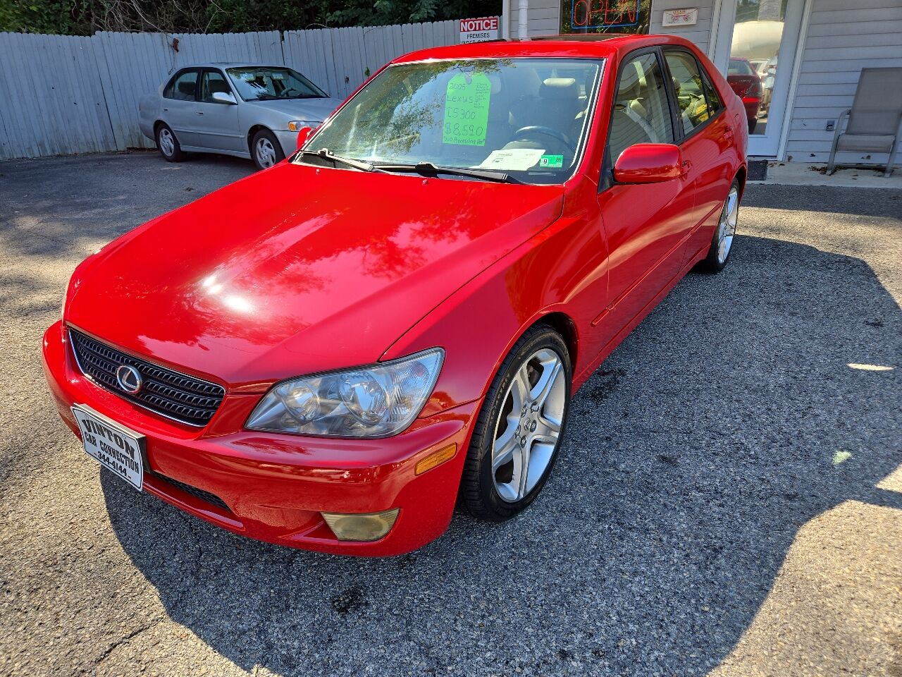 Lexus IS