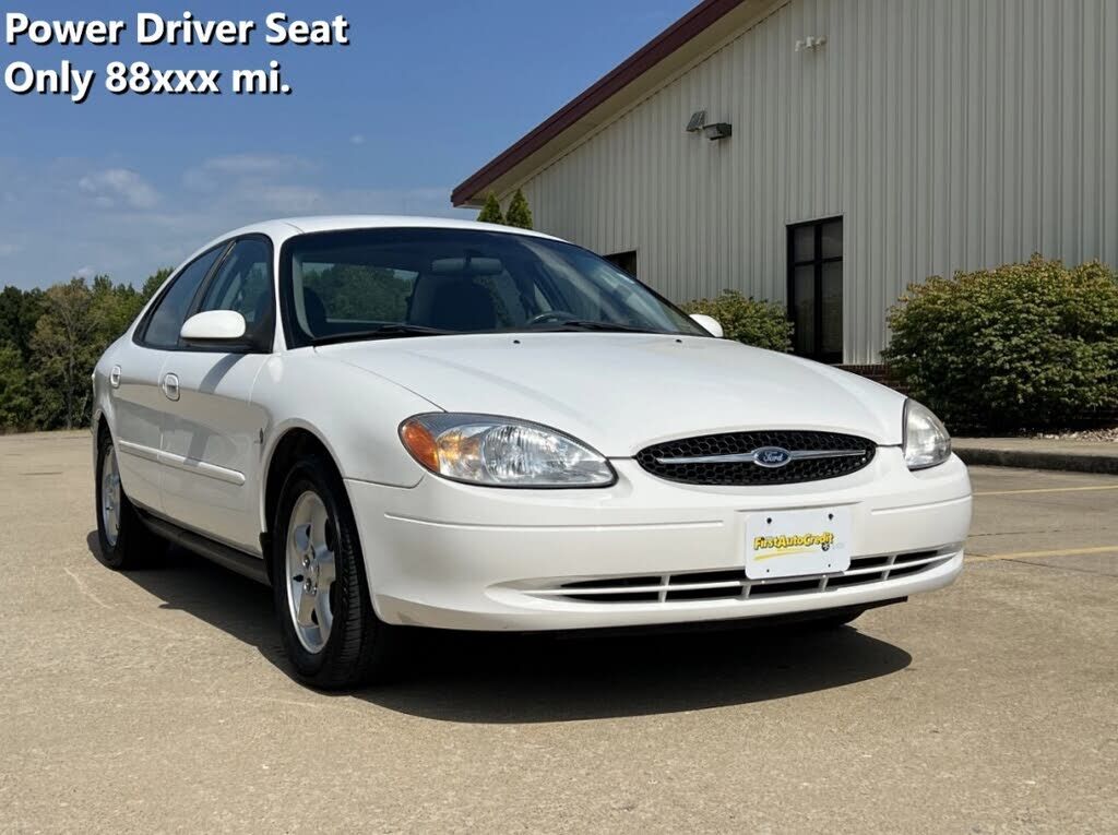Ford Taurus
