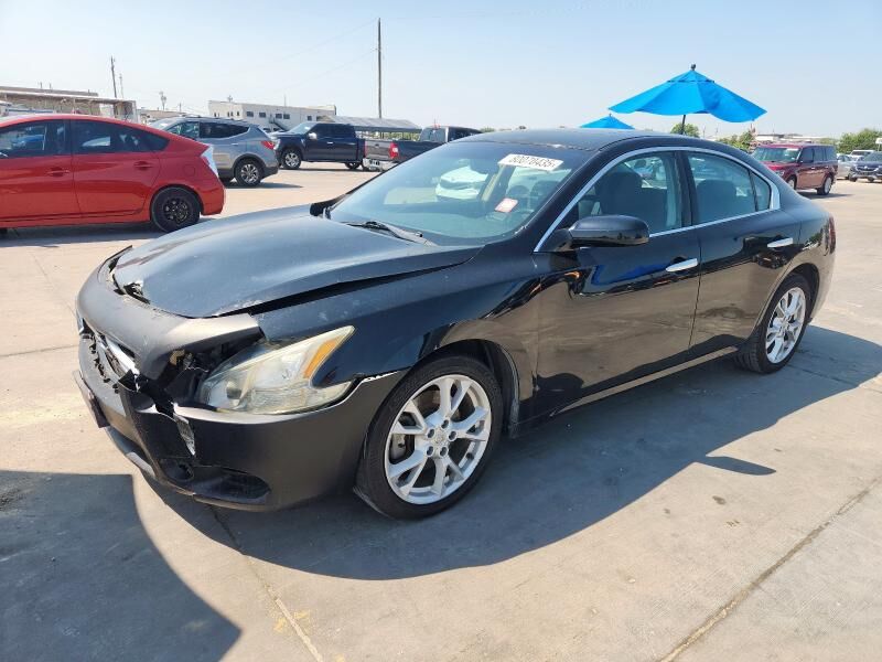 Nissan Maxima