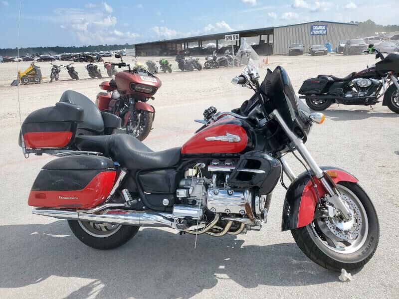 Honda GL1500CF (VALKYRIE INTERSTATE)