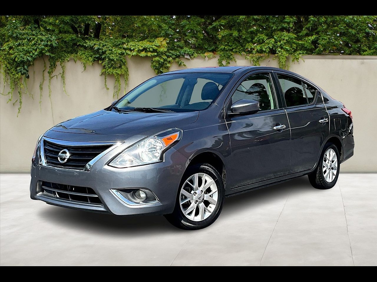 2019 NISSAN Versa