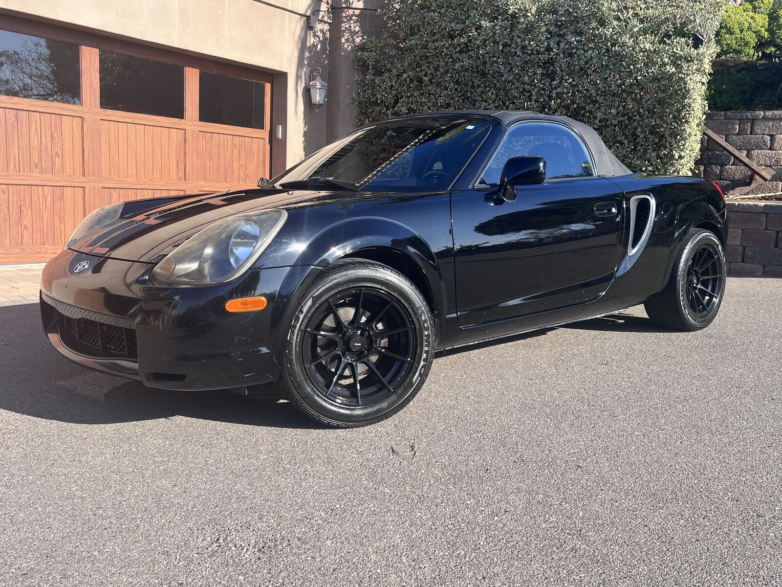 Toyota MR2