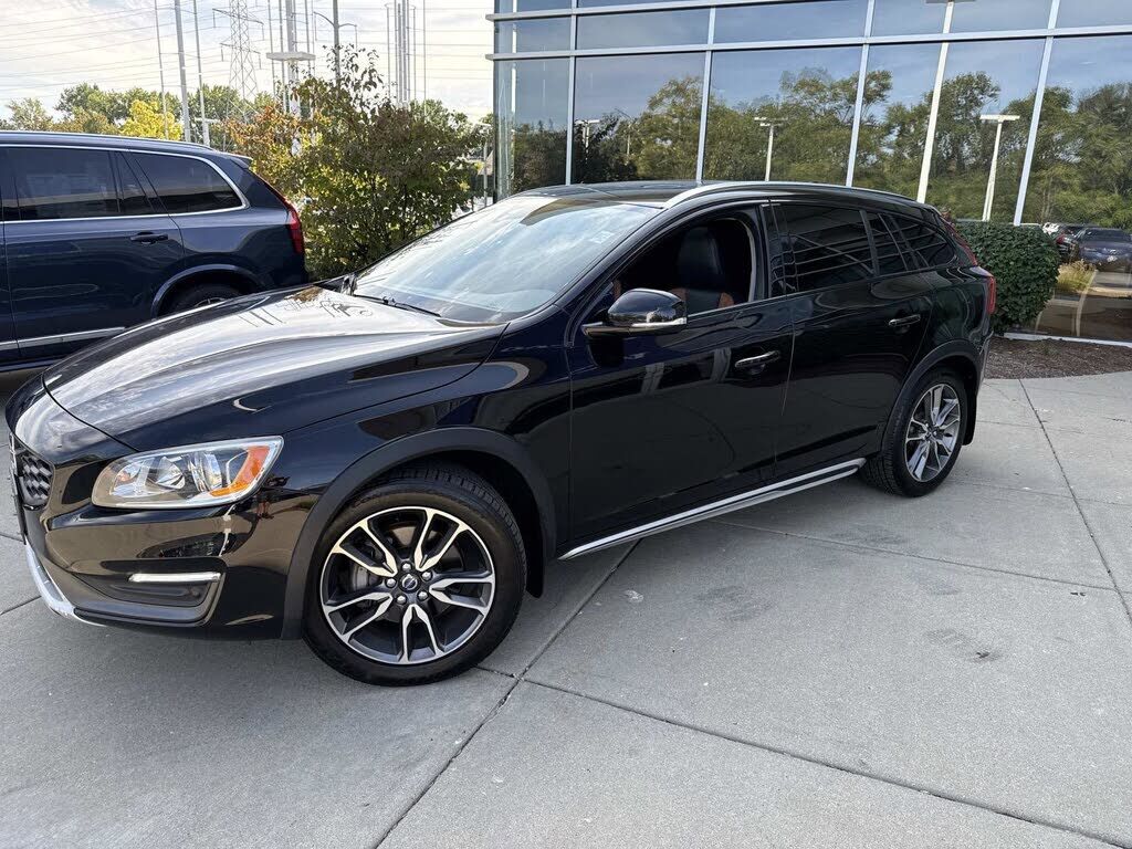Volvo V60CC