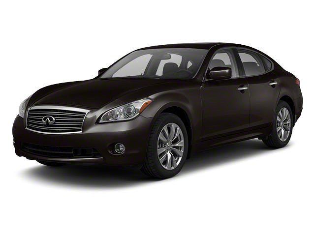 Infiniti M56