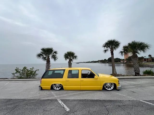 1994 CHEVROLET Suburban
