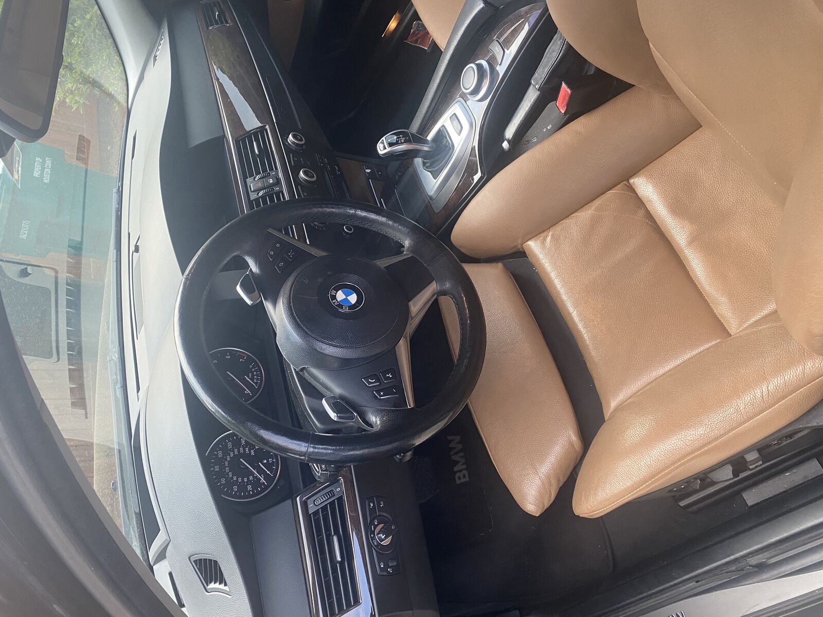 BMW 550i