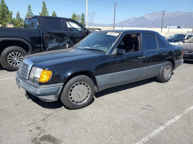 Mercedes-Benz 300
