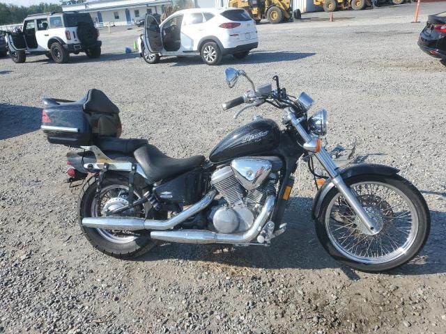 Honda VT600C (SHADOW VLX)