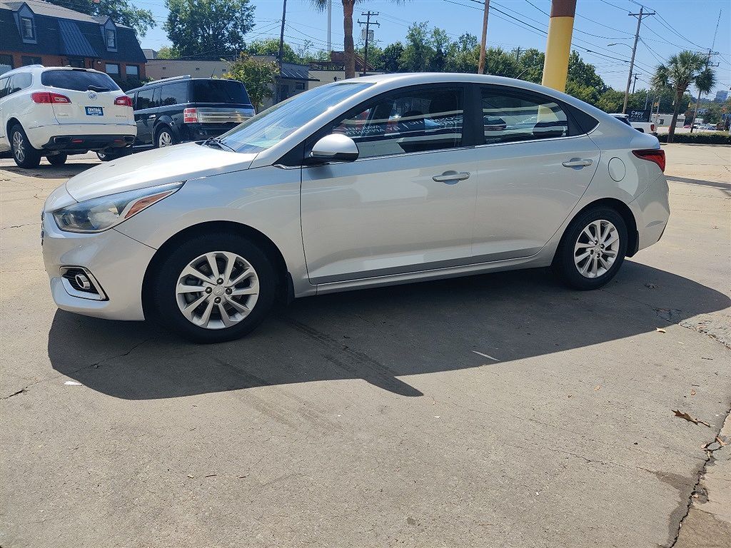 2019 HYUNDAI Accent