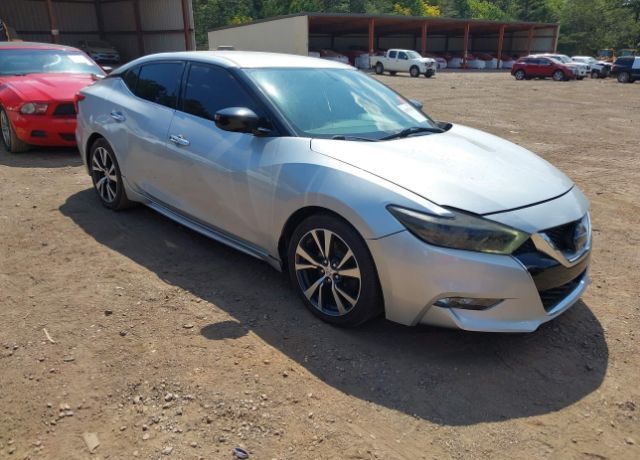 Nissan Maxima